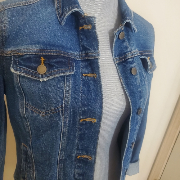 Beautiful jeans jacket - Picture 3 of 5